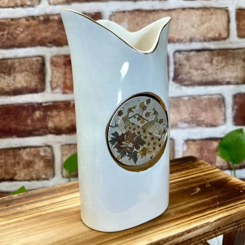 VTG Westland Co Japan Gold Gilded Engraved Handcrafted Porcelain Vase Peacock